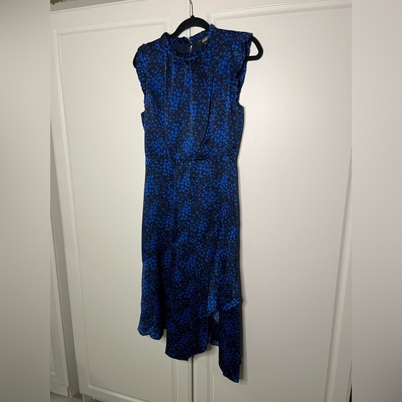 AQUA Flutter Sleeve Asymmetrical Dress - Picture 5 of 13